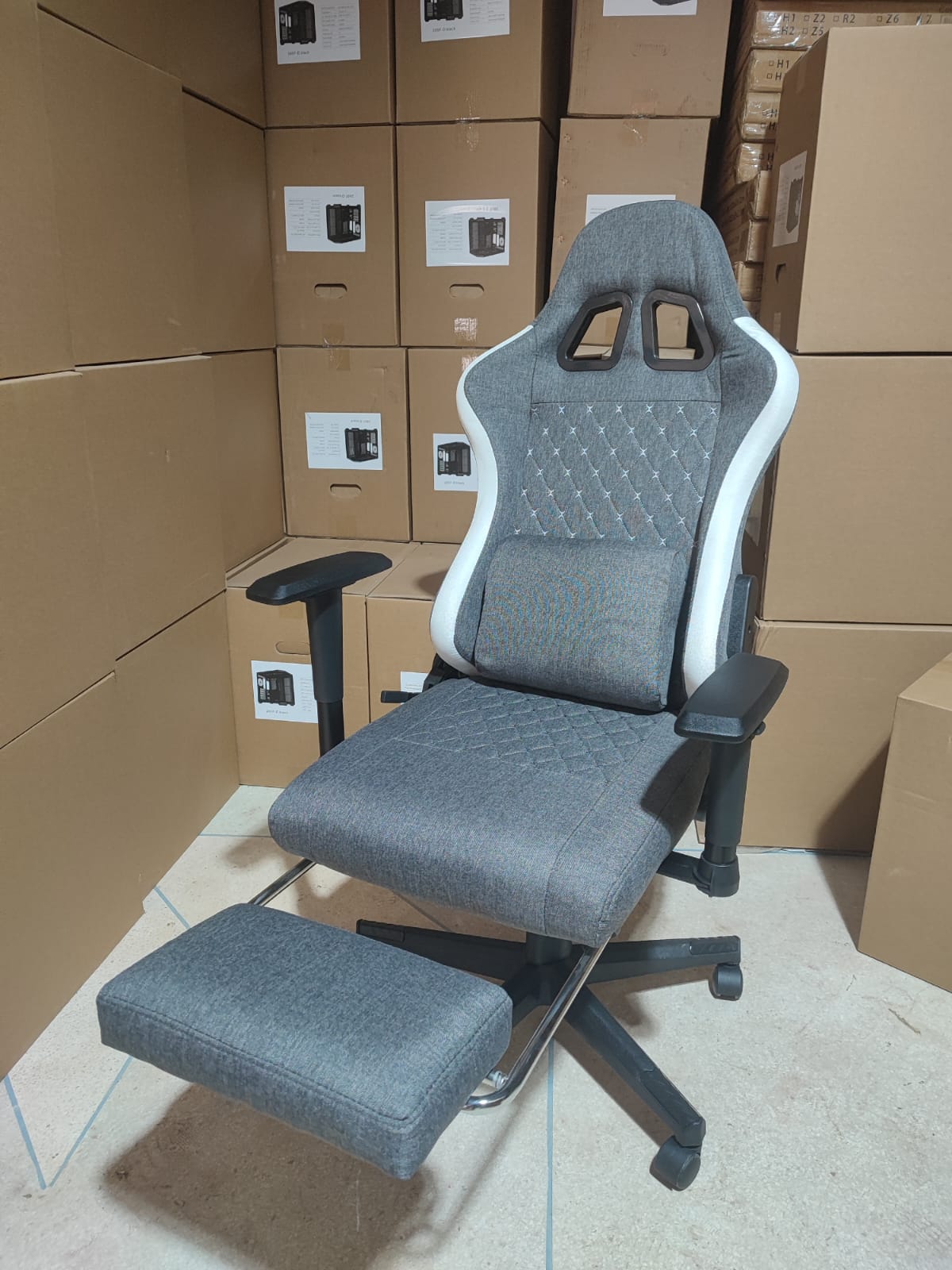 CHAISE GAMING RGB BAJEAL